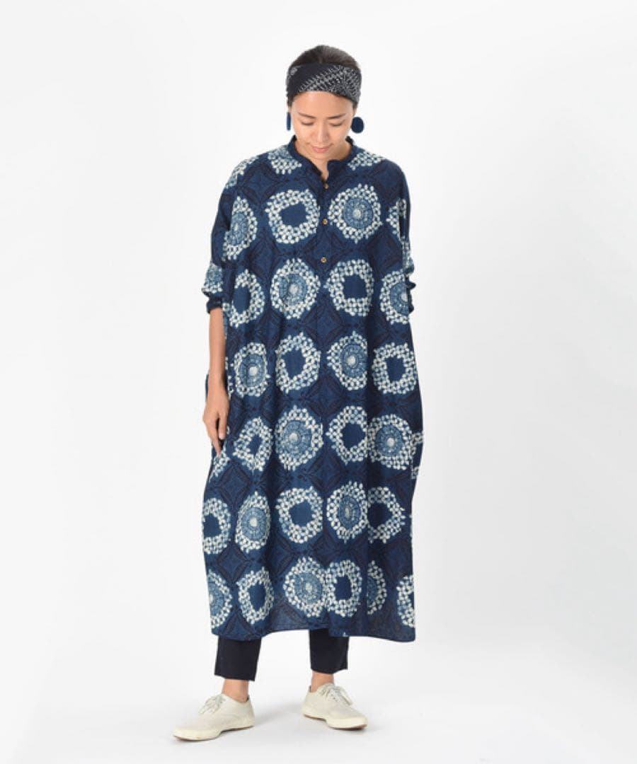 ☆美品☆45R 抜染プリントのビッグシャツドレス（インディゴ）　0サイズ