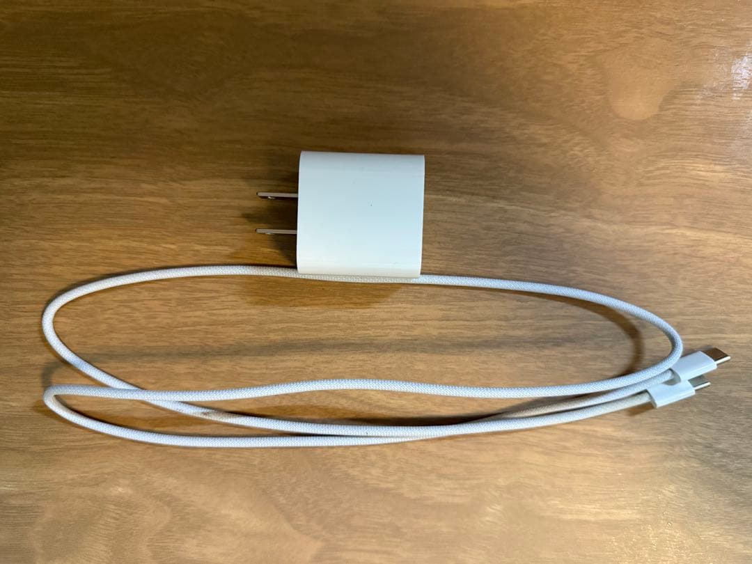 iPad Pro 12.9 第6世代 128GB Combo Touch