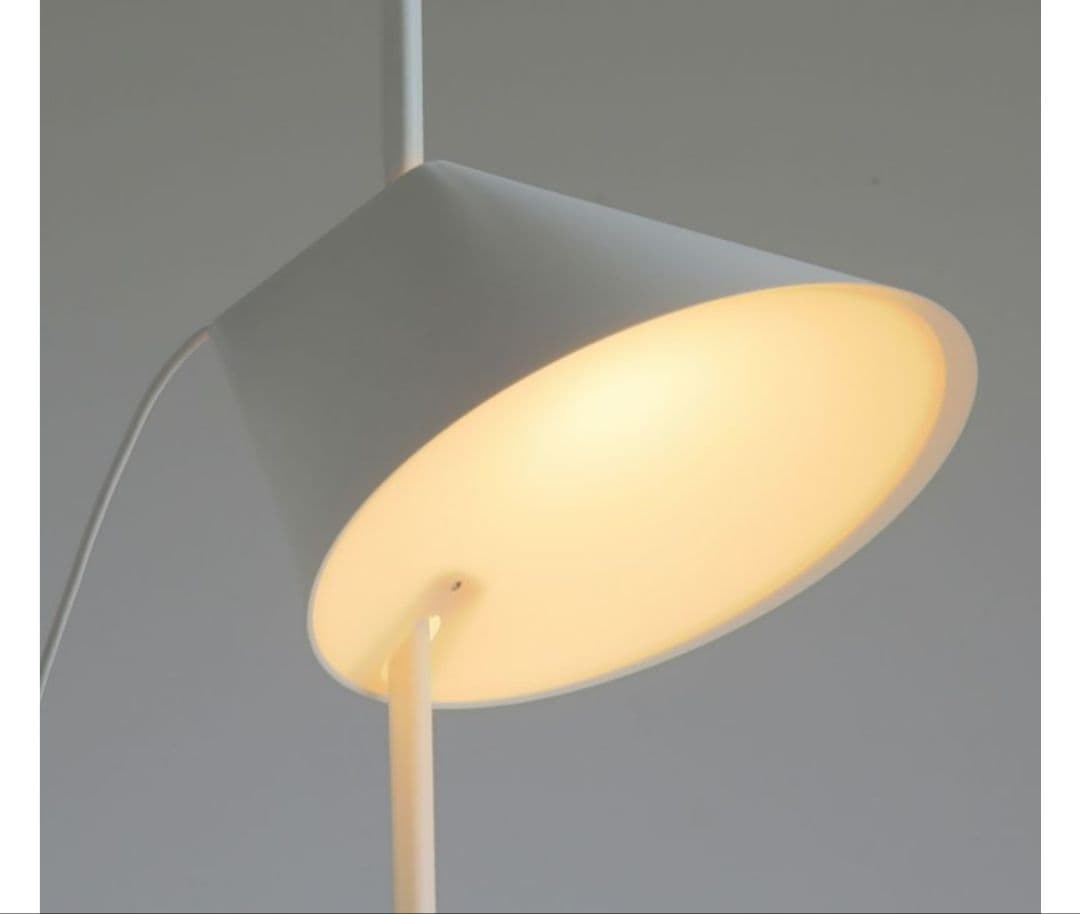 ルイス•ポールセン Yuh table テーブルスタンドライト