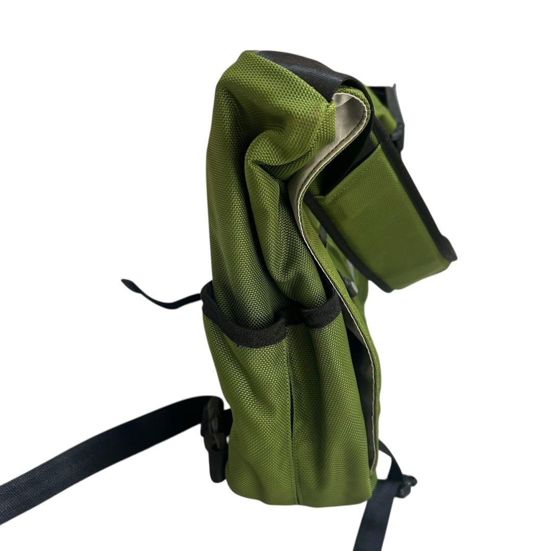 Patagonia ハーフマス　ショルダーバッグ　グリーン　メッセンジャーバッグ