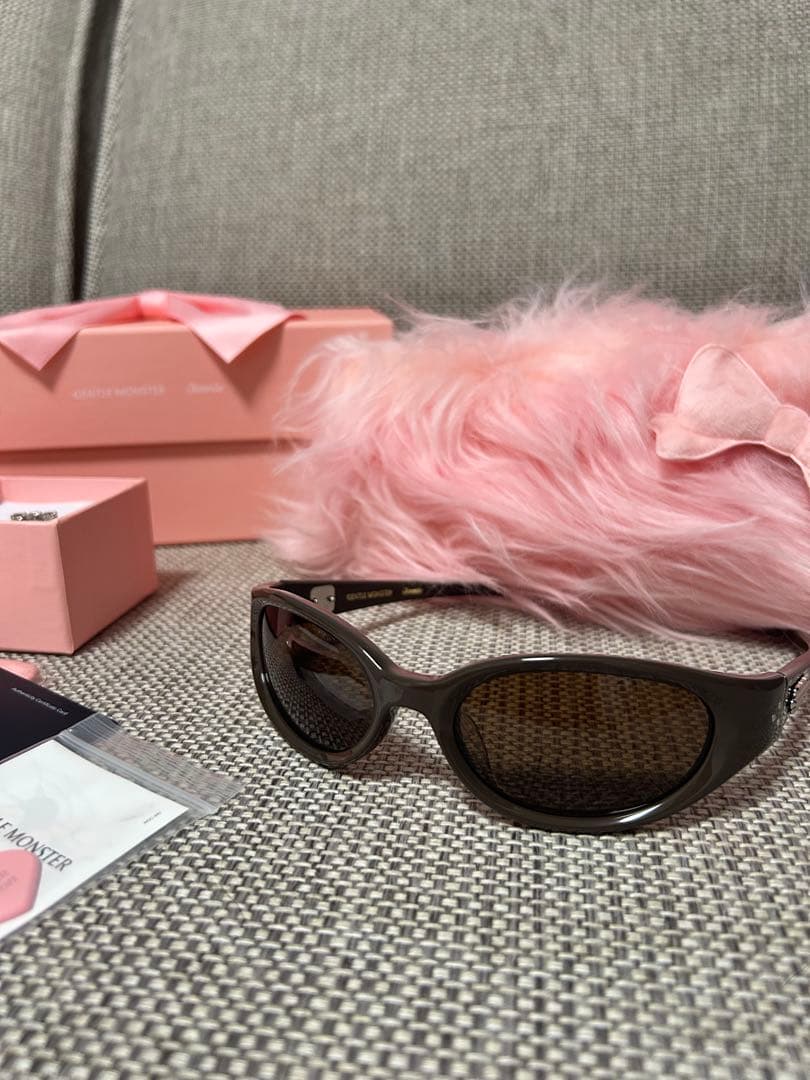 ⚠️最終値下げ【新品未使用】GENTLE MONSTER × JENNIEチャーム