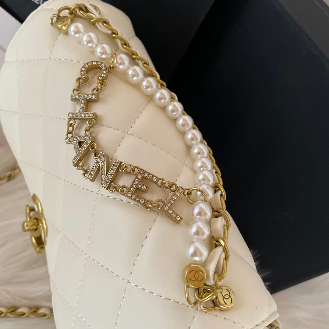 CHANEL ホワイト　チェーンショルダーバッグ　ノベルティ
