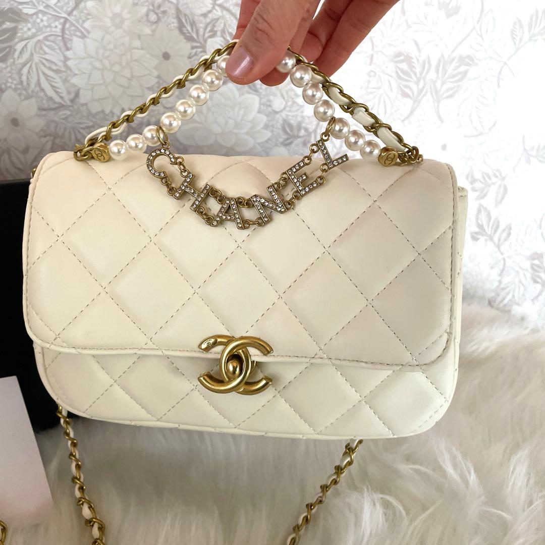 CHANEL ホワイト　チェーンショルダーバッグ　ノベルティ