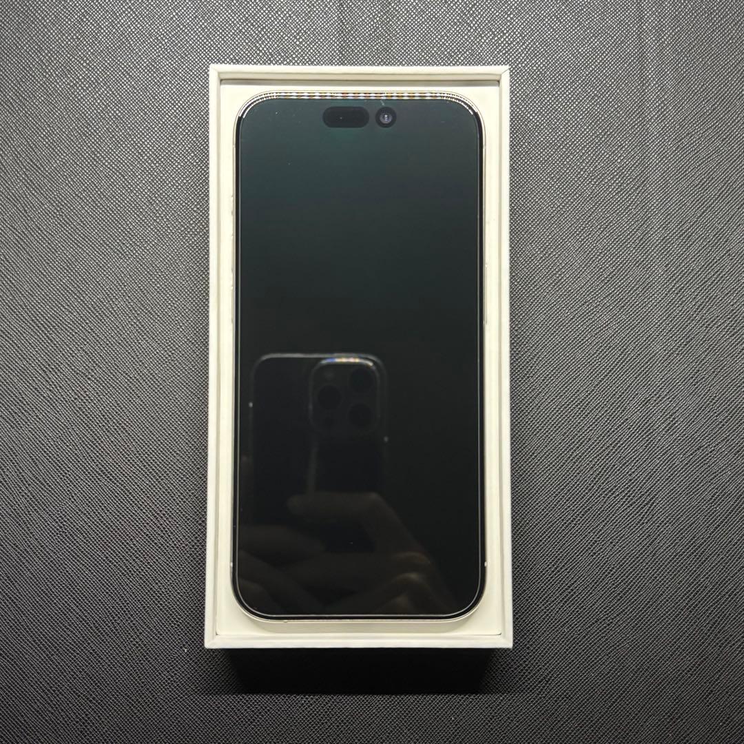 iPhone 15 Pro 512GB SIMフリー ホワイトチタニウム