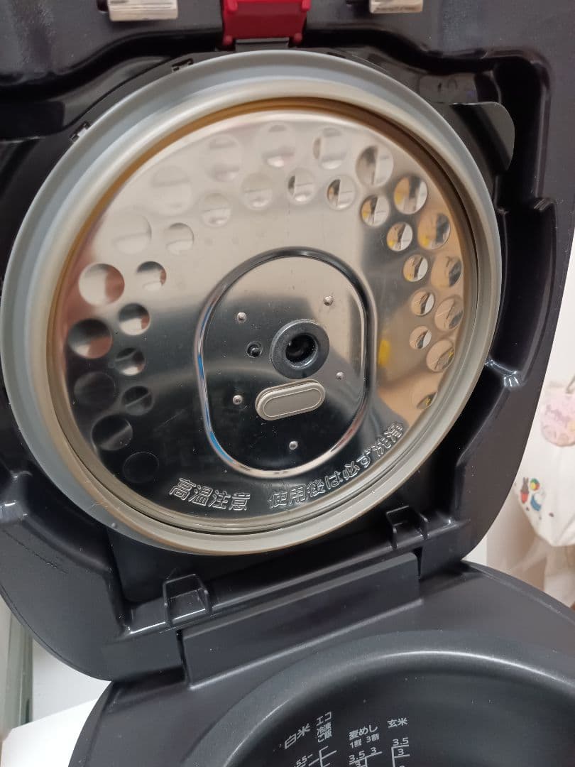 タイガー IHジャー炊飯器 5.5合炊き グロスブラック JPV-C100KG