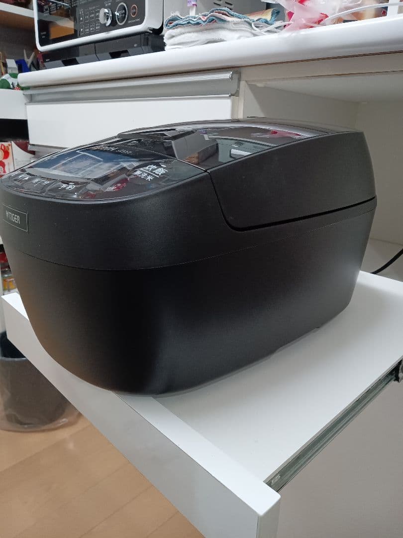 タイガー IHジャー炊飯器 5.5合炊き グロスブラック JPV-C100KG