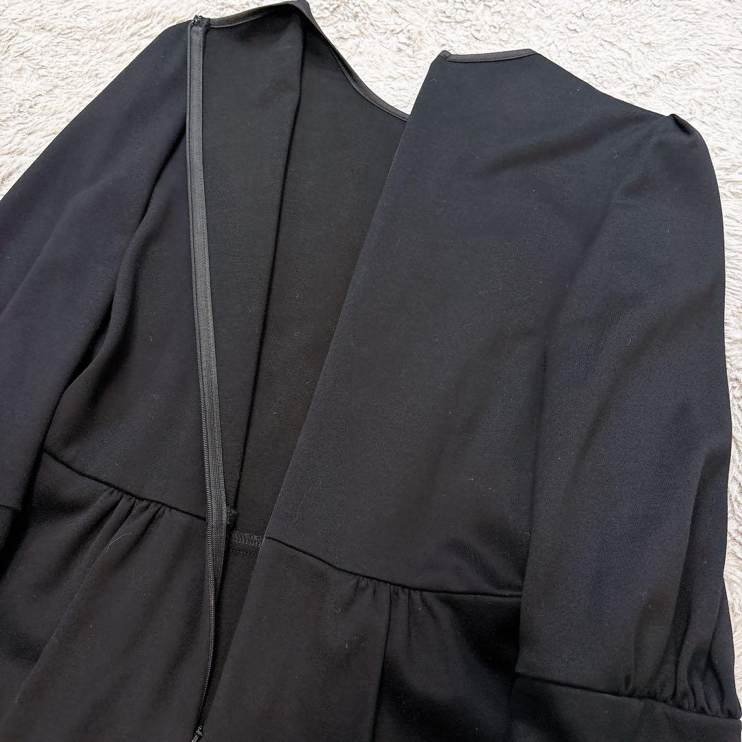 美品✨ボーダーズアットバルコニー　ストレッチ　ペプラムトップス　ロゴ　ネイビー