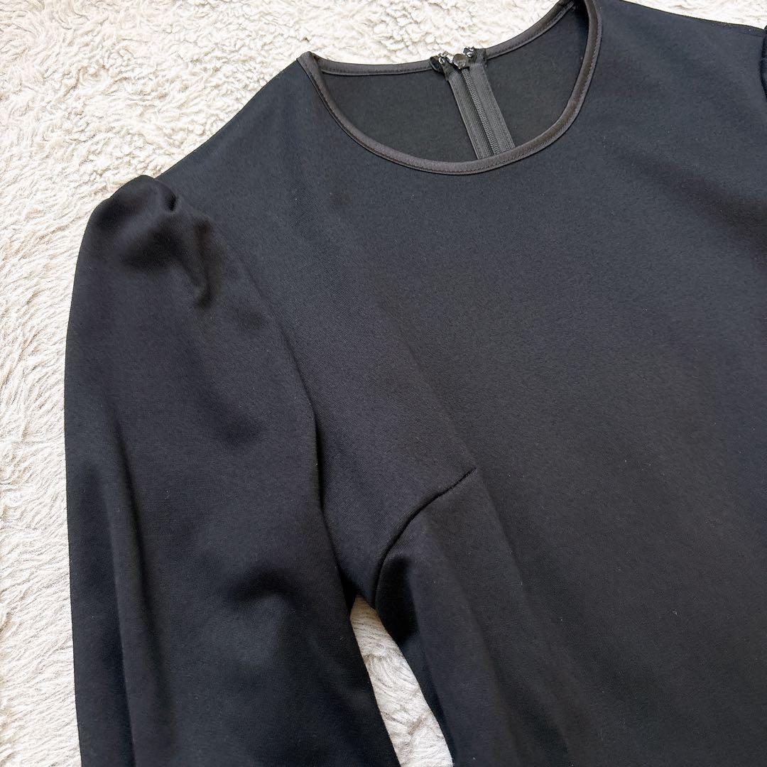 美品✨ボーダーズアットバルコニー　ストレッチ　ペプラムトップス　ロゴ　ネイビー