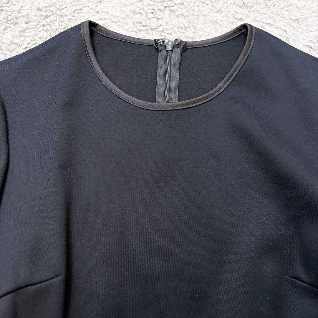 美品✨ボーダーズアットバルコニー　ストレッチ　ペプラムトップス　ロゴ　ネイビー