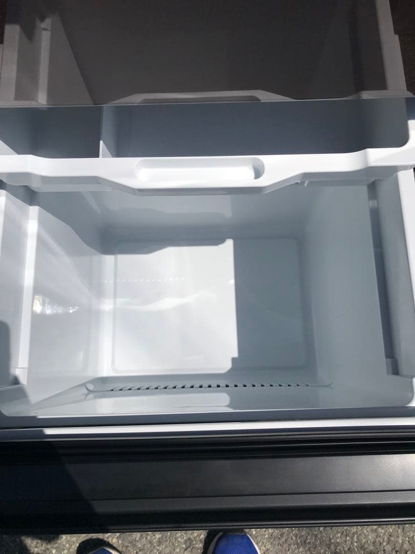 Hisense ハイセンス 3ドア冷凍冷蔵庫 HR-G2801BR 2019年