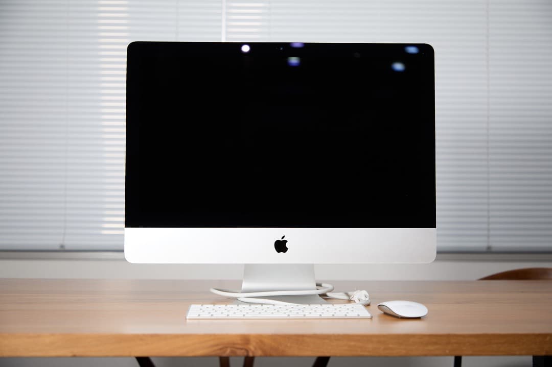Apple iMac 21.5インチ 2017 マウス・キーボード付き