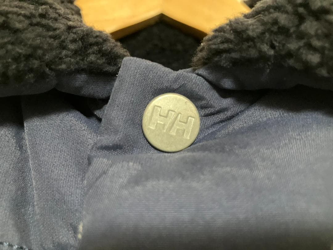 【希少品ビンテージ・ほぼ未使用・サイズＭ】ヘリーハンセン クマ柄ダウンベスト