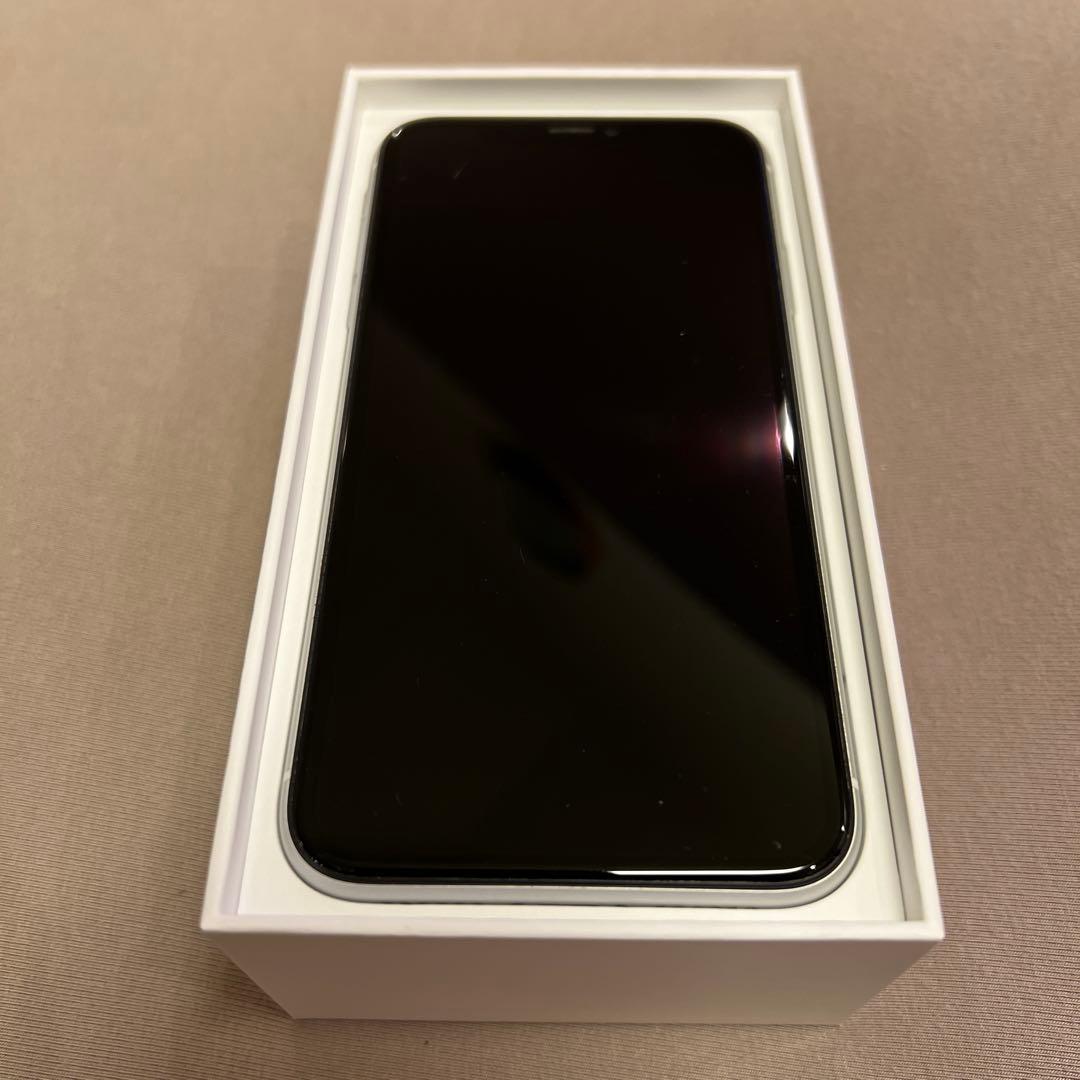 iPhone XR 64GB 本体　箱・付属品（一部）あり