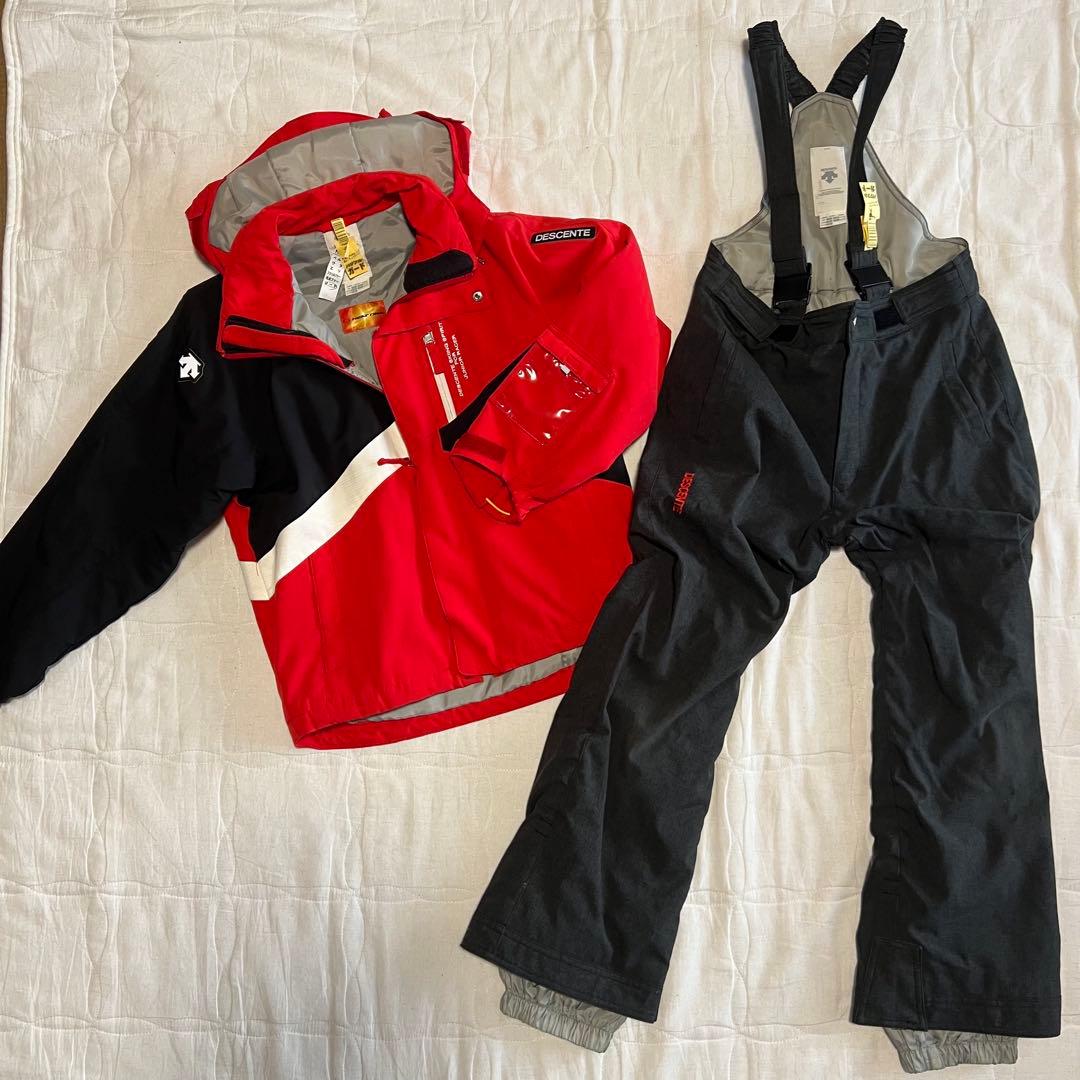 DESCENTE デサント140cm子ども用スキーウェア セット