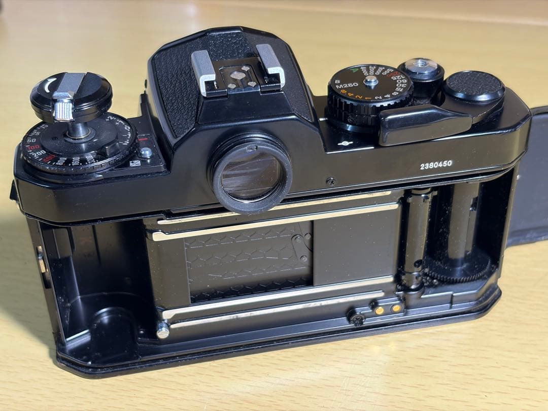 フィルムカメラ Nikon FE2 + Ai Nikkor 35mm F2