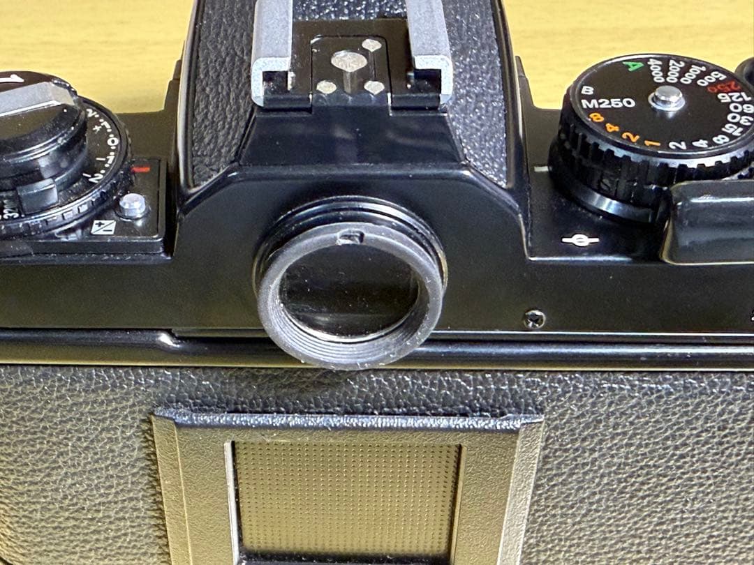 フィルムカメラ Nikon FE2 + Ai Nikkor 35mm F2