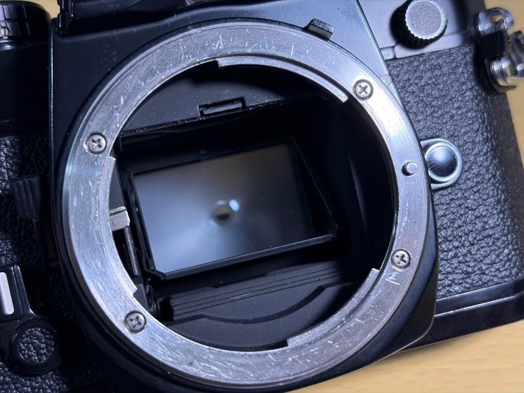 フィルムカメラ Nikon FE2 + Ai Nikkor 35mm F2