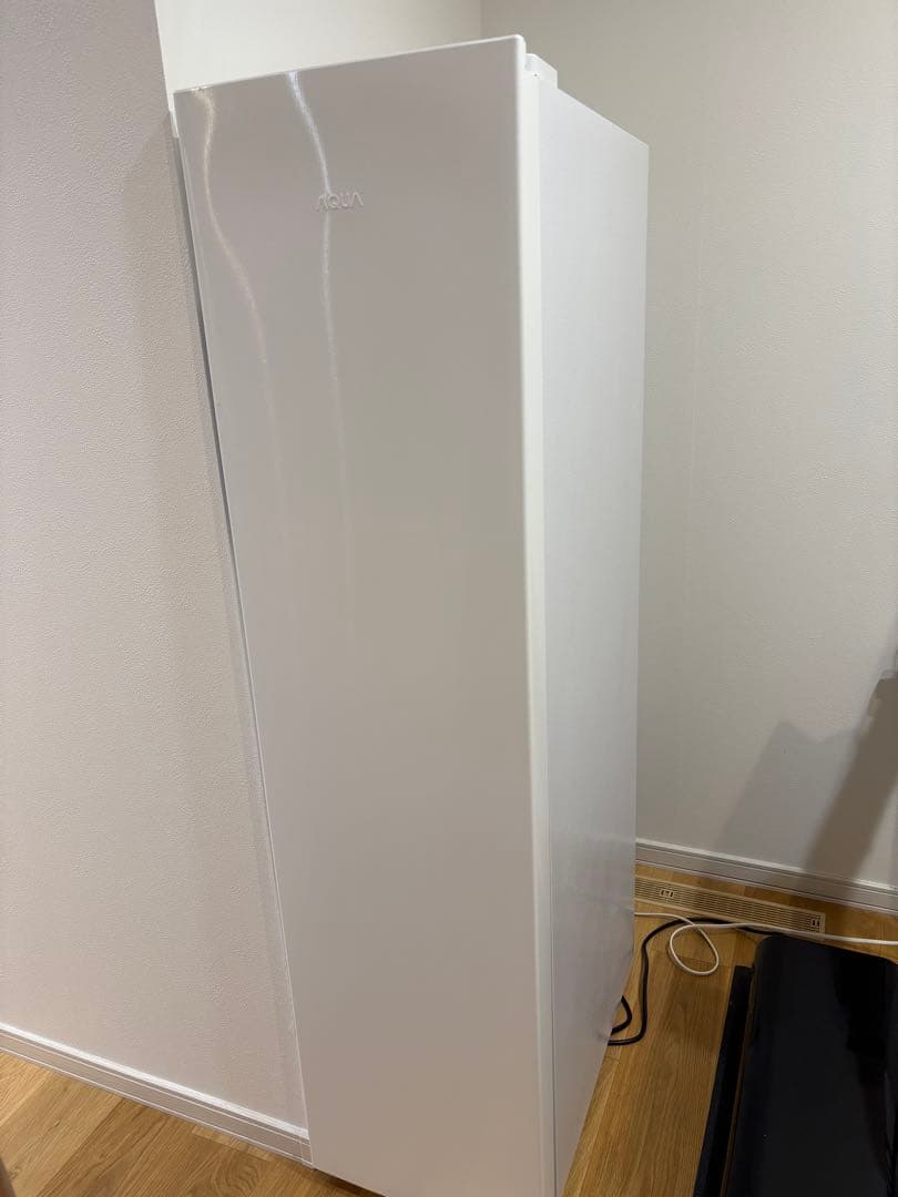 冷凍庫　シンプル　オシャレ　白　未使用に近い‼️ 超美品‼️ 今から24時間値下げ‼️