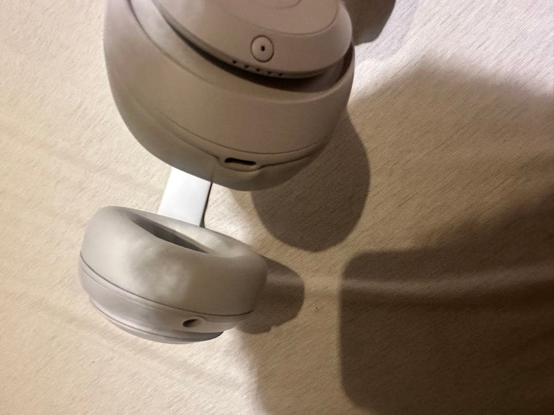 Beats Studio Pro ワイヤレスヘッドホン ホワイト