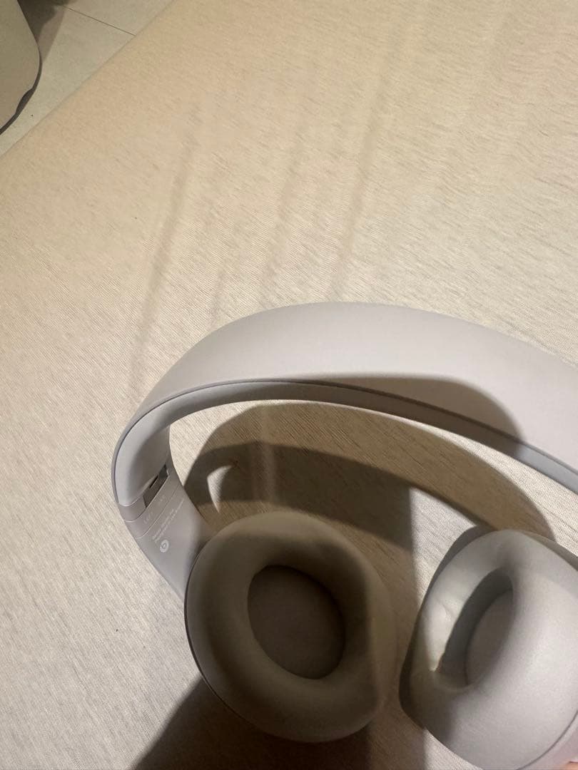 Beats Studio Pro ワイヤレスヘッドホン ホワイト