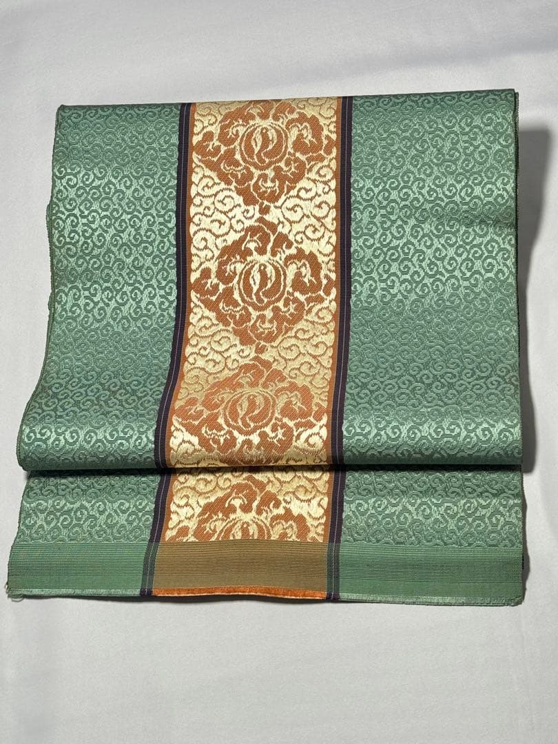 [とも] 本場筑前博多織　名古屋帯　正絹　唐草　緑　博多帯　カジュアル