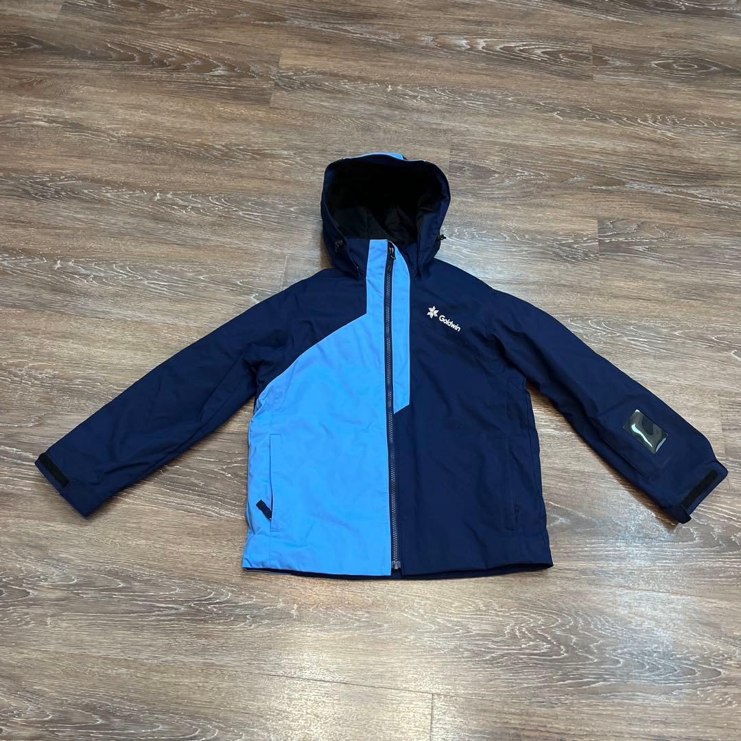 ゴールドウィン　セットアップ　上下　スキーウェア　140 男の子　女の子