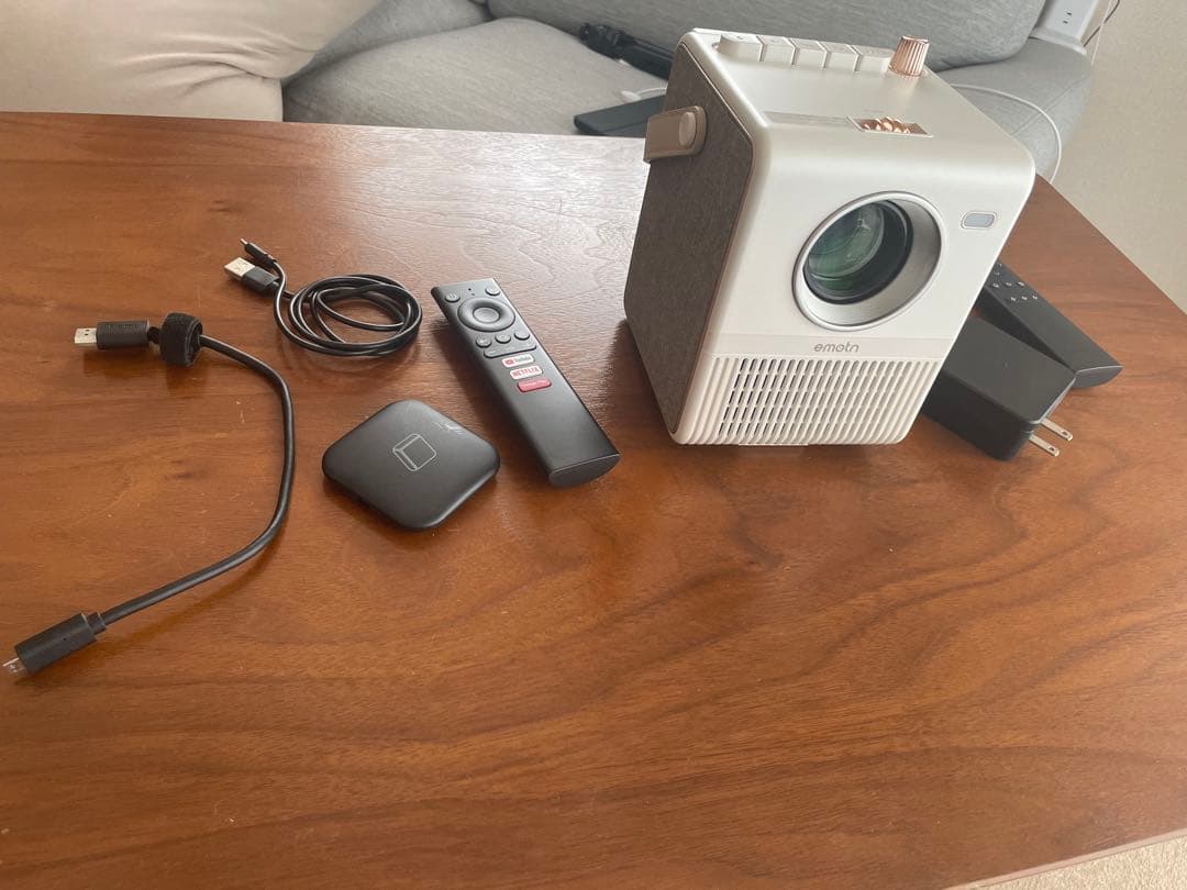 Emotn（エモートン）H1 プロジェクター　ポータブル