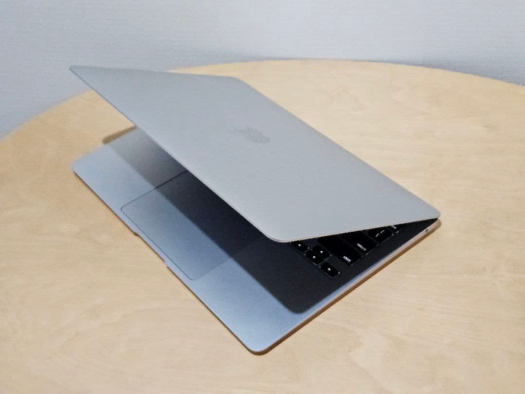 Kzou様用。MacBook Air