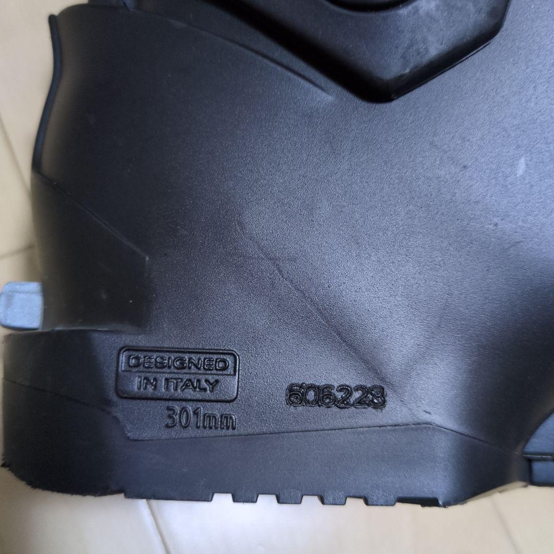 【売約済】HEAD CUBE 3 スキーブーツ 80