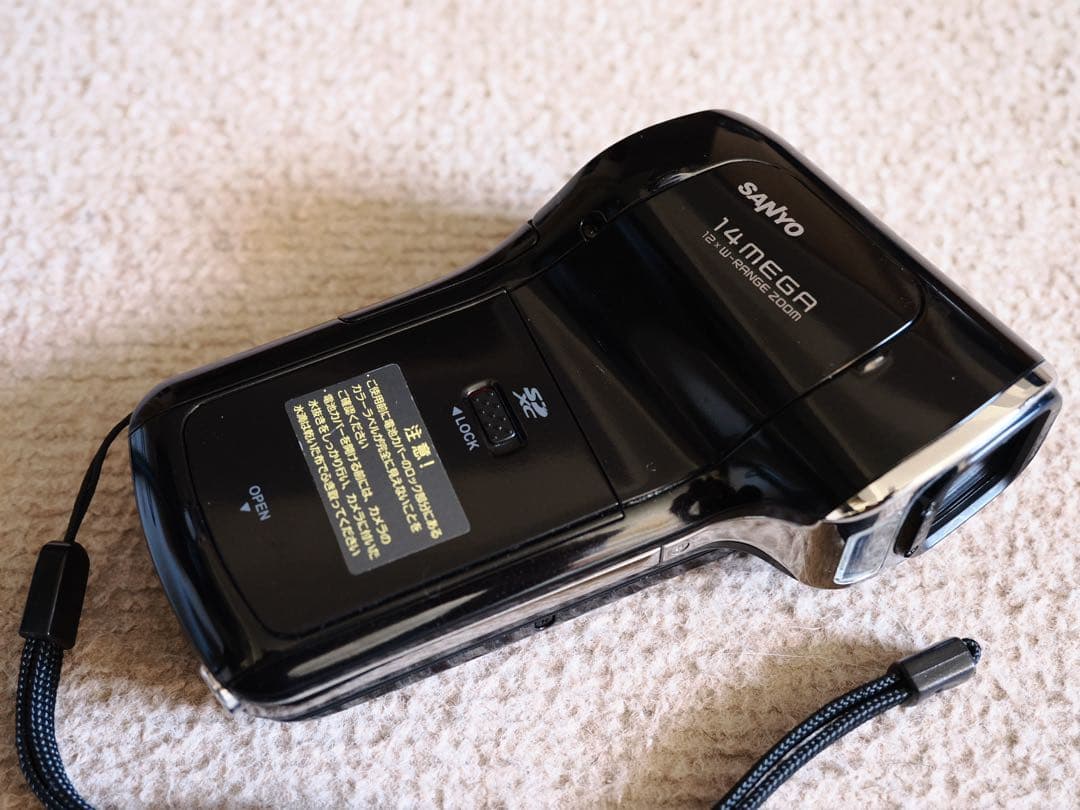 Sanyo Xacti CA100 防水カメラ