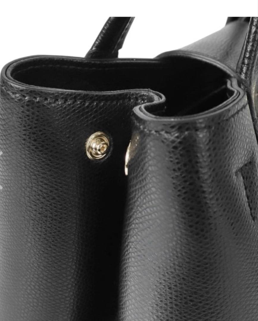 まーちゃん❁プロフ必読(•ᵕᴗᵕ•)⁾⁾ FURLA ショルダーバッグ