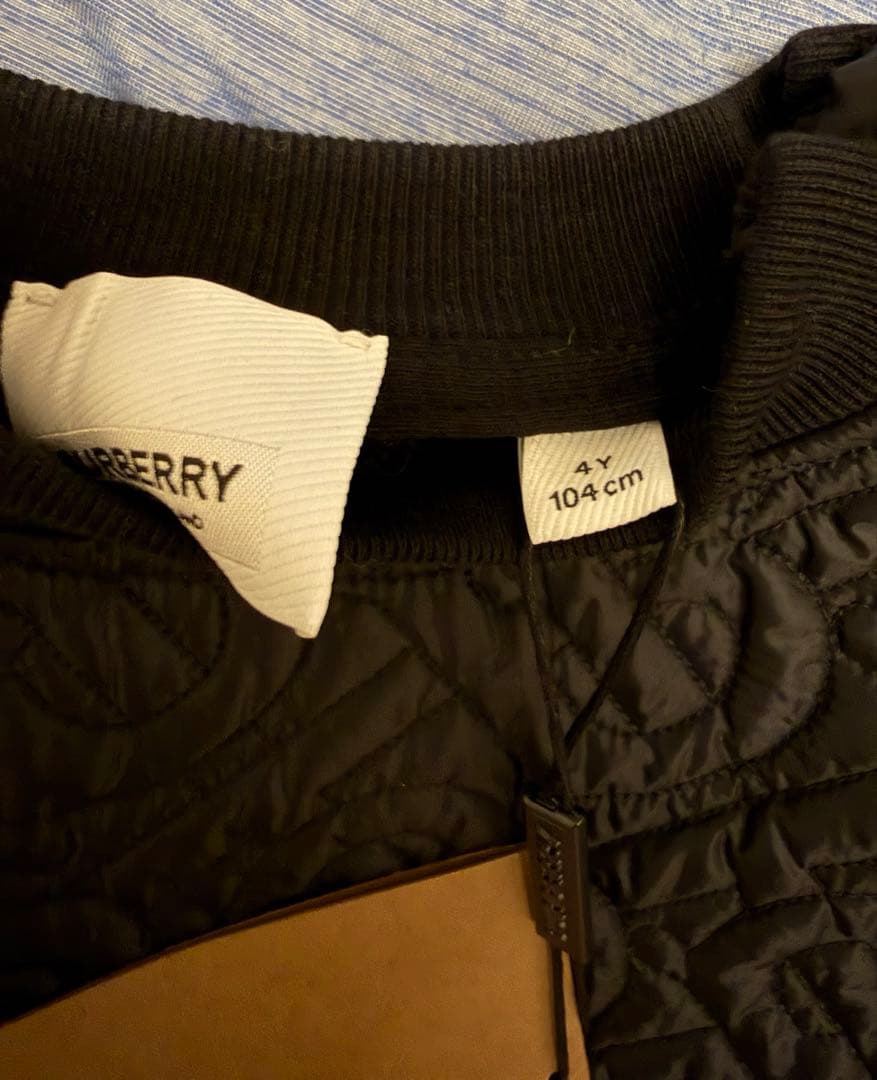【専用】Burberry トレーナー スウェット 4y 新品未使用タグ付　セット