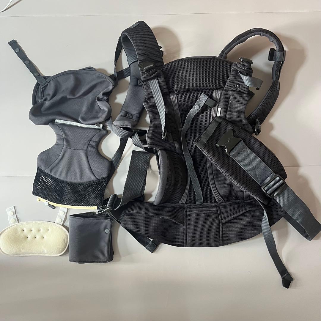 ななん！！ラクリス　Aprica 抱っこ紐 ダークグレー