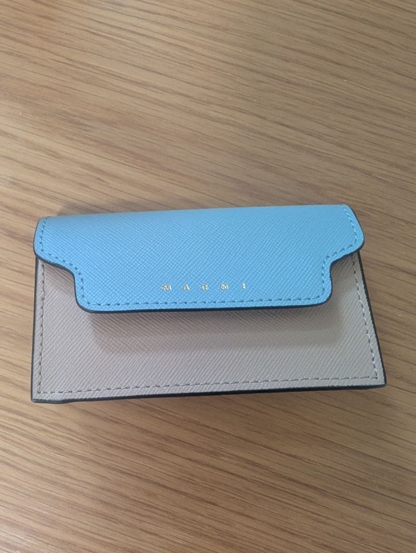 MARNI 名刺入れ 青 ベージュ