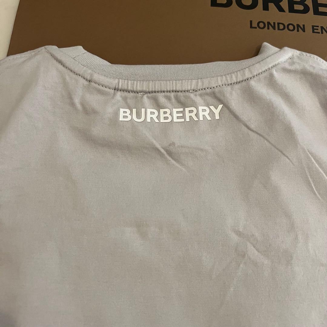 美品　Burberry Tシャツ　6y