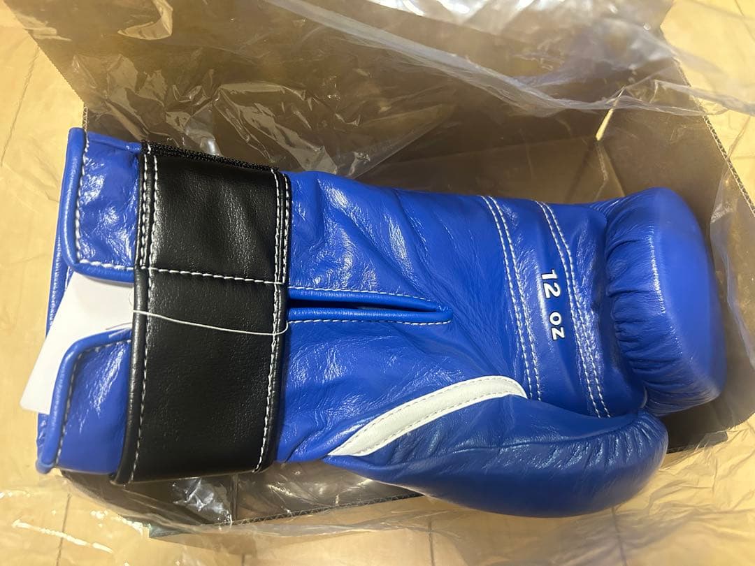 新品未使用Winning ボクシンググローブ 12oz JABF-12