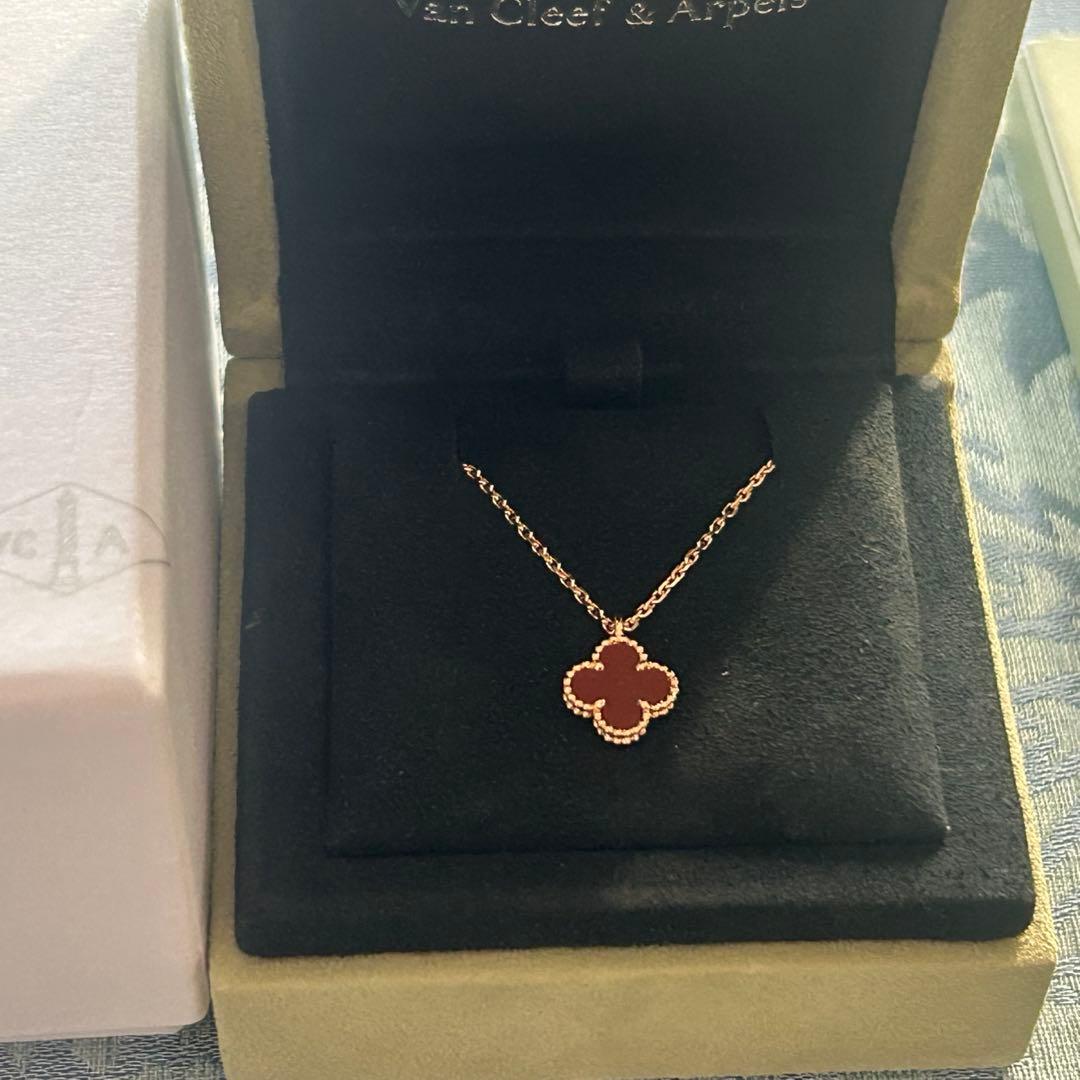 ヴァンクリーフ&アーペル　スウィートアルハンブラ　ネックレス