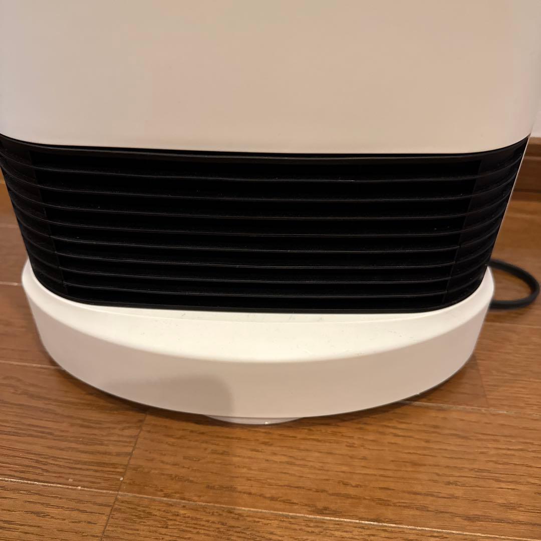 アイリスオーヤマ　大風量セラミックファンヒーター KCH-LWSW121-W