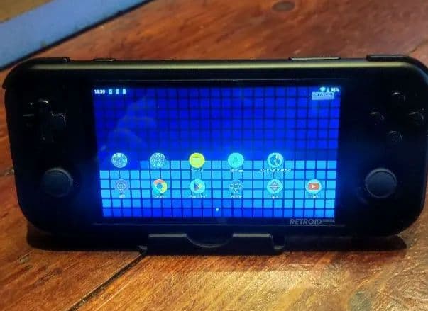 RETROID POCKET 3＋ ブラック グリップケース付き