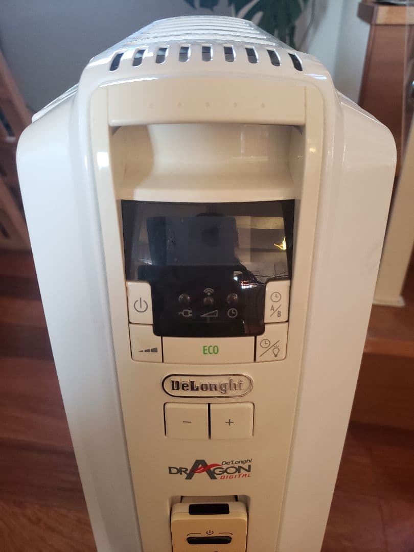 DeLonghi ドラゴンデジタルオイルヒーター
