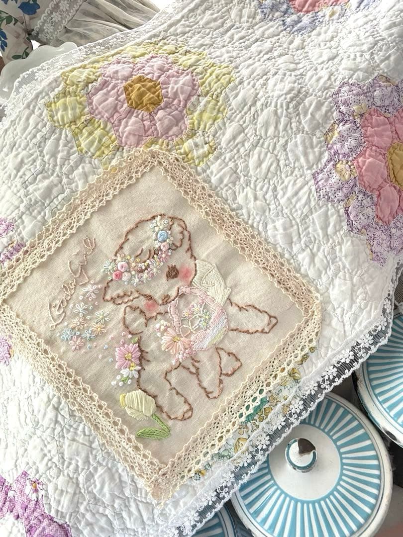 アンティークキルトロング＆ハンドメイド手刺繍ひつじちゃん·͜· ♡