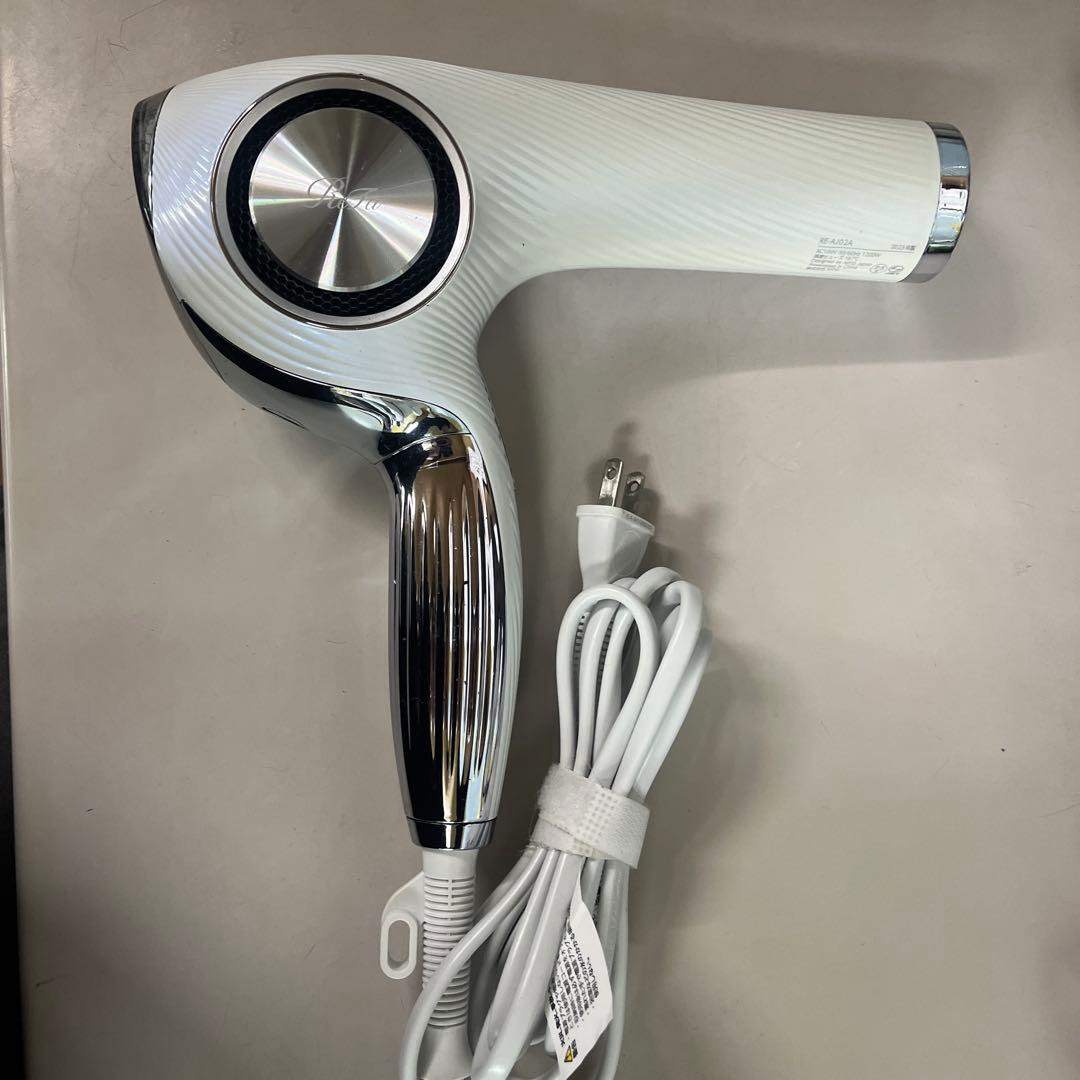 ReFa ヘアドライヤー RE-AJ02A