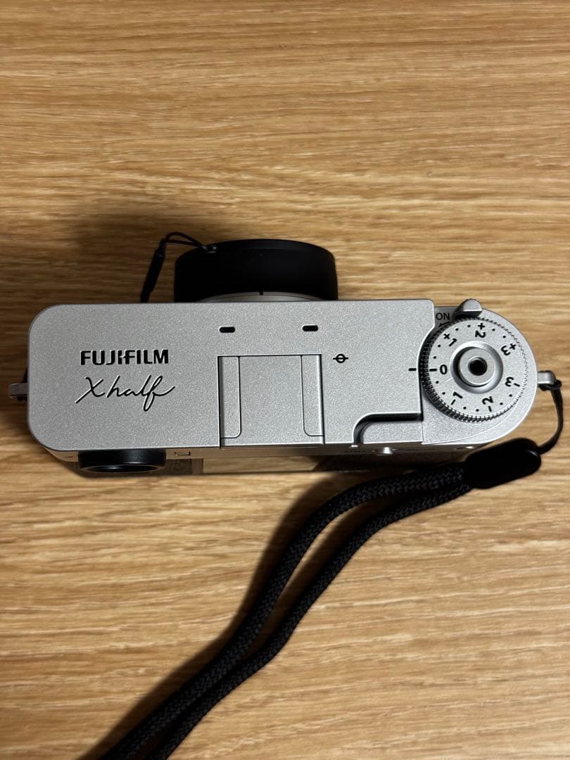 FUJIFILM X half コンパクトデジタルカメラ
