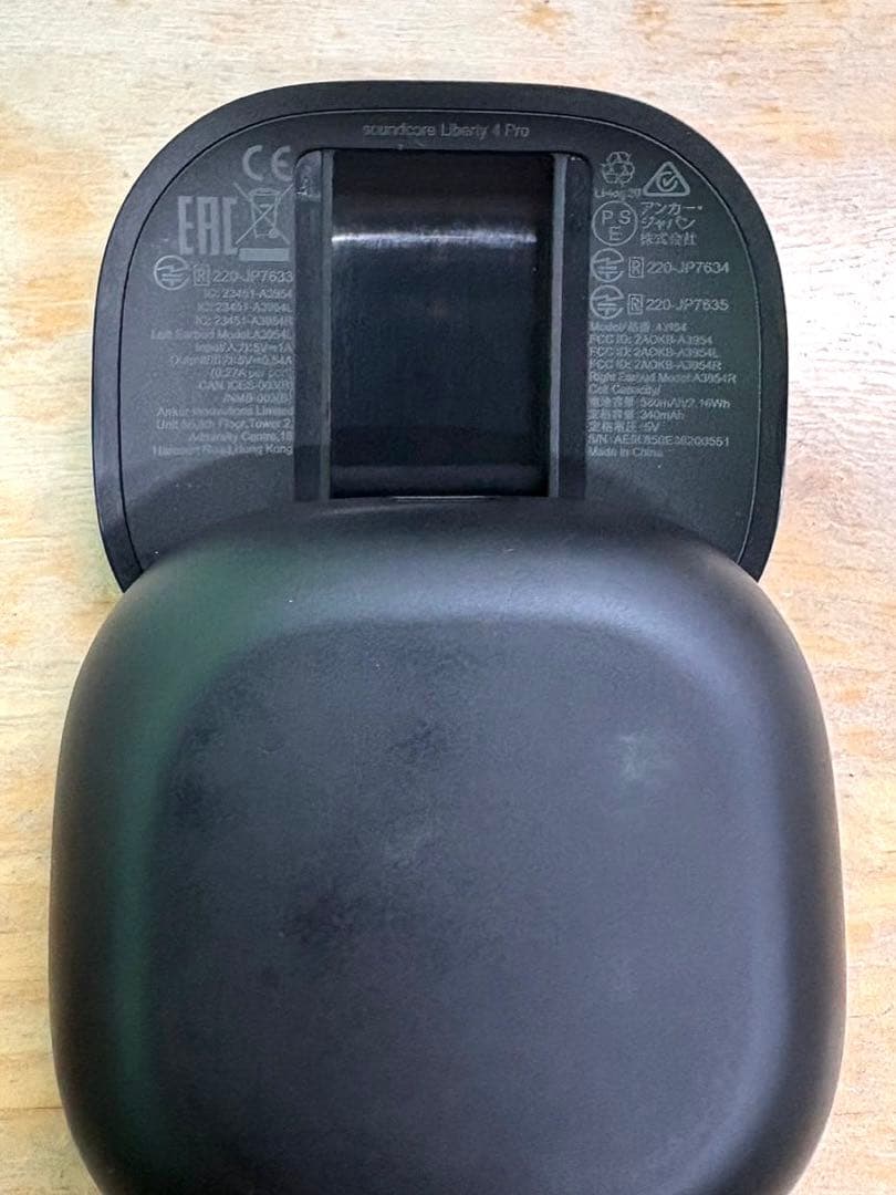 イヤホン Anker soundcore liberty 4