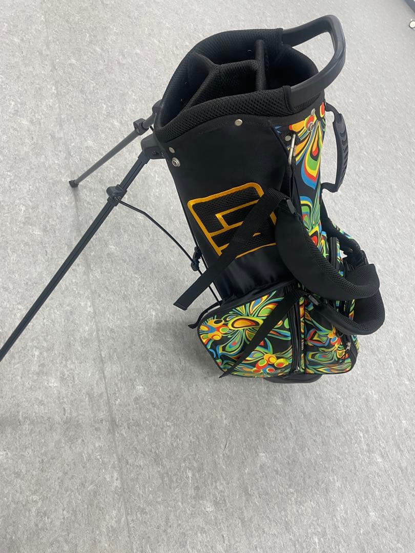 限定値下げ。ラウドマウス スタンド式キャディバック