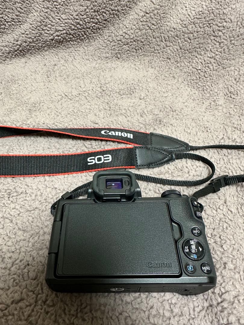 Canon EOS KissM2 一眼カメラ　ミラーレス　箱、説明書付き
