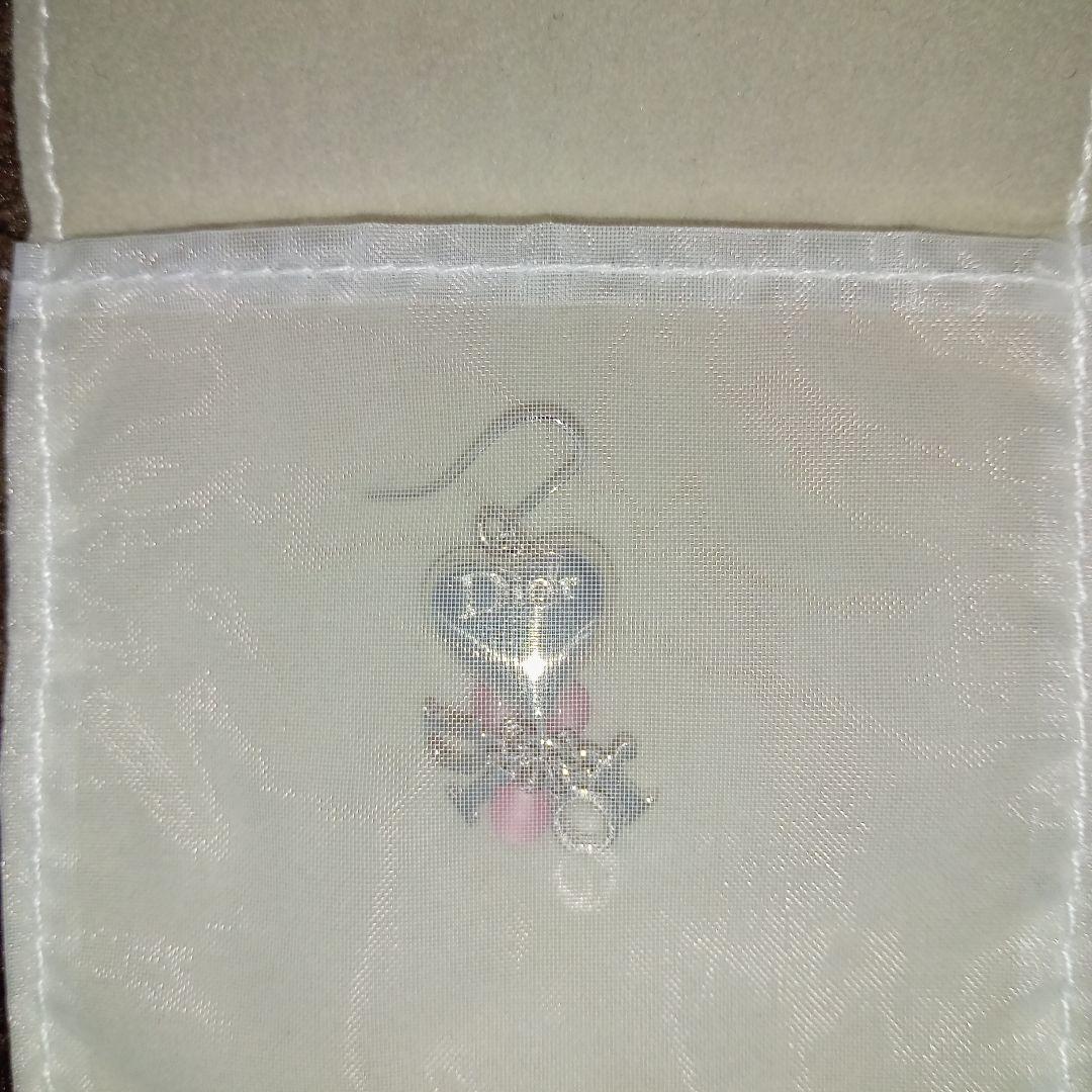 ぼっちゃろ Christian Diorロゴ入チャームピアス(片耳用)＆袋