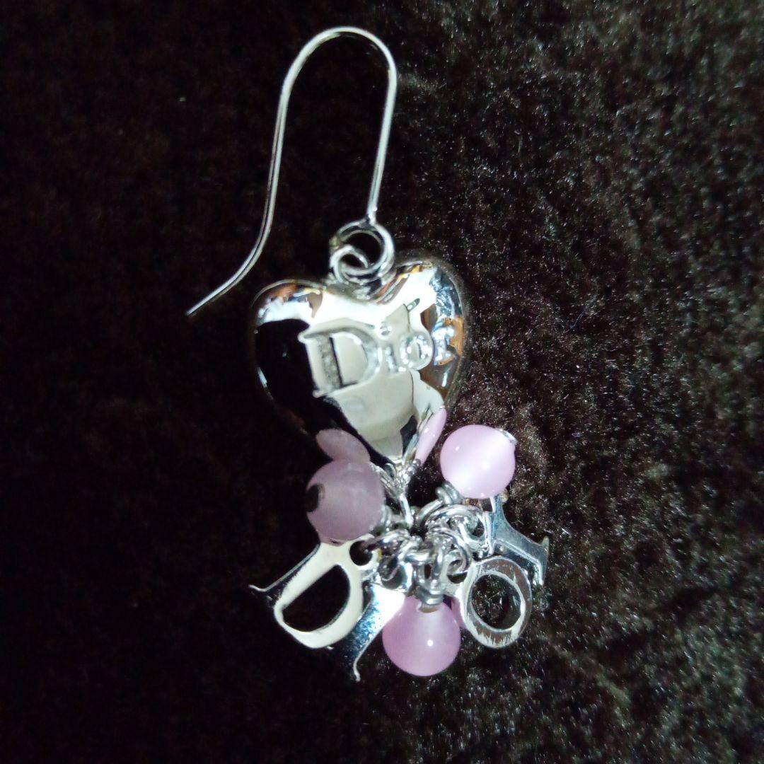 ぼっちゃろ Christian Diorロゴ入チャームピアス(片耳用)＆袋