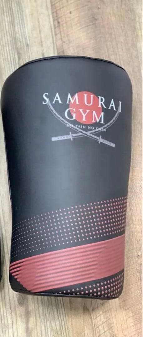 カーフキックミット左右利用できます