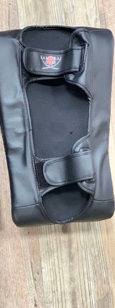 カーフキックミット左右利用できます